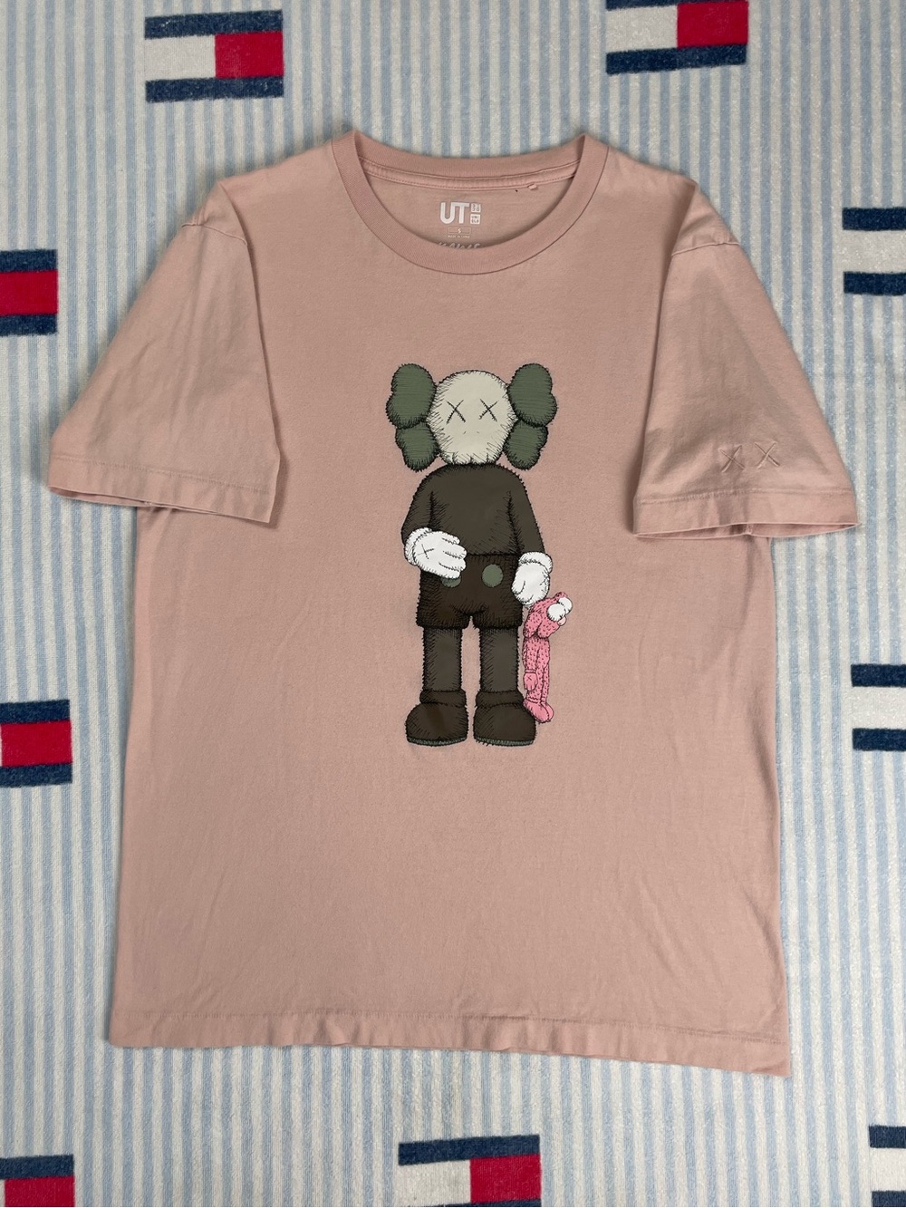 Kaws x Uniqlo Companion short sleeve tee shirt